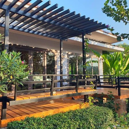 Baan Suan Hill Resort Ban Tha Khun Exterior foto