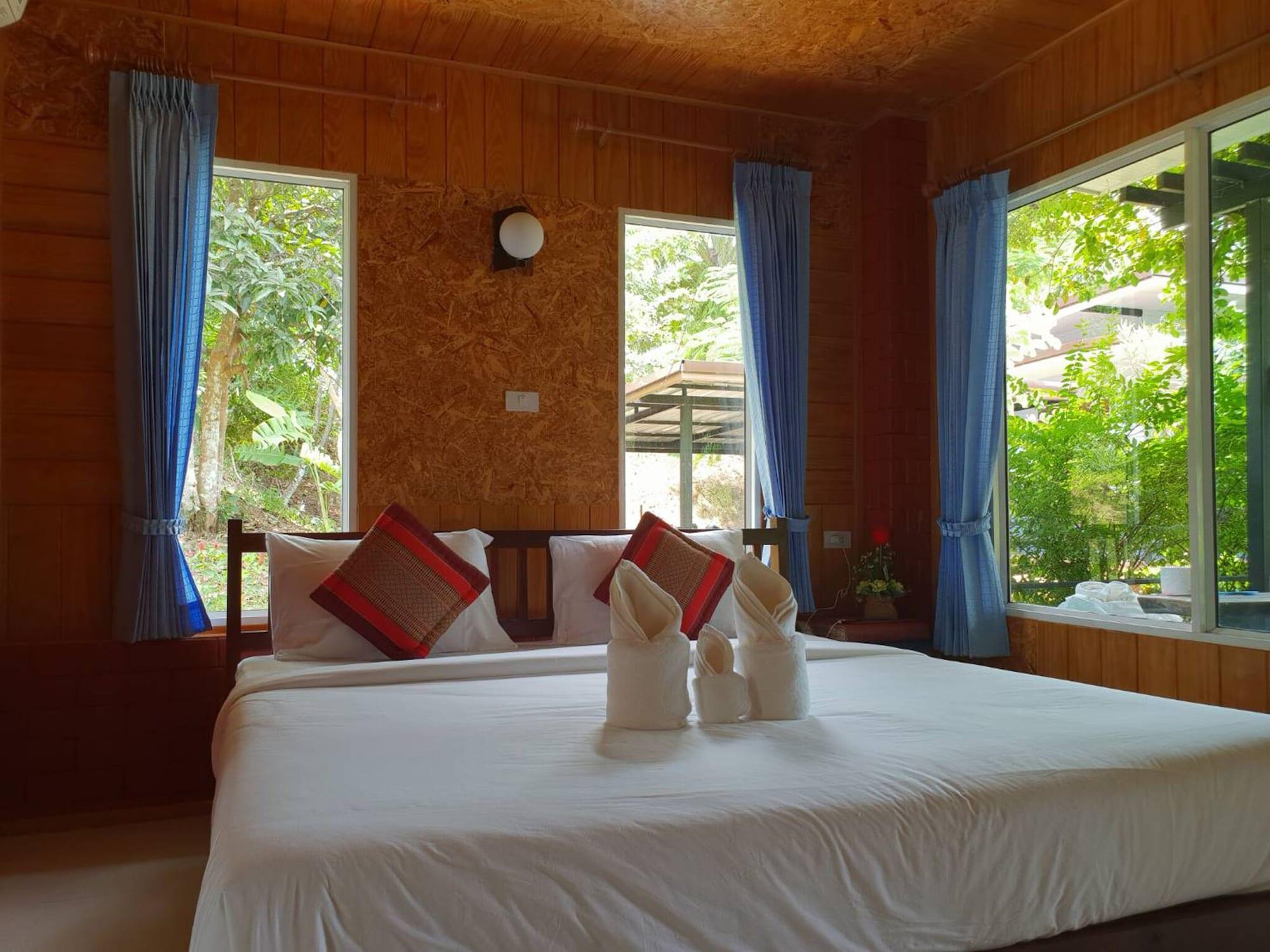 Baan Suan Hill Resort Ban Tha Khun Exterior foto