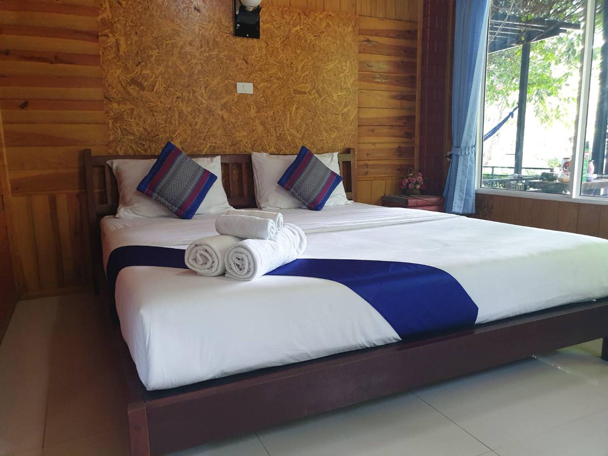 Baan Suan Hill Resort Ban Tha Khun Exterior foto