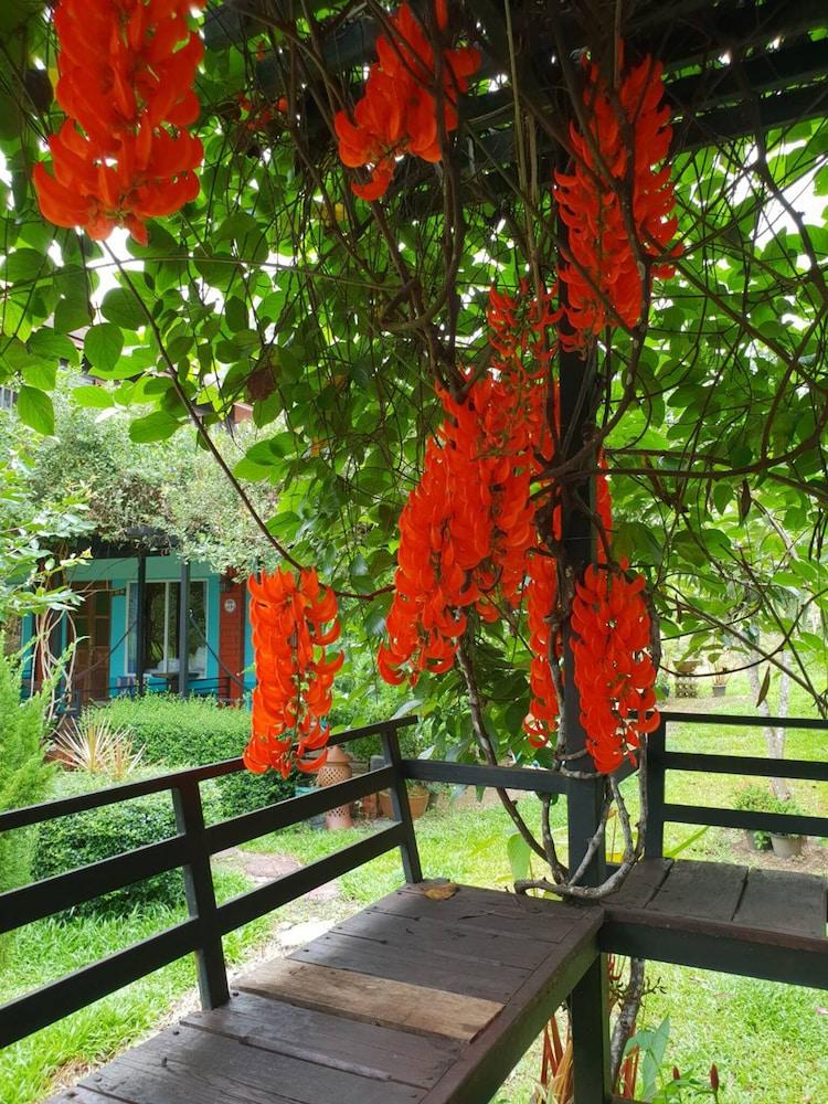 Baan Suan Hill Resort Ban Tha Khun Exterior foto