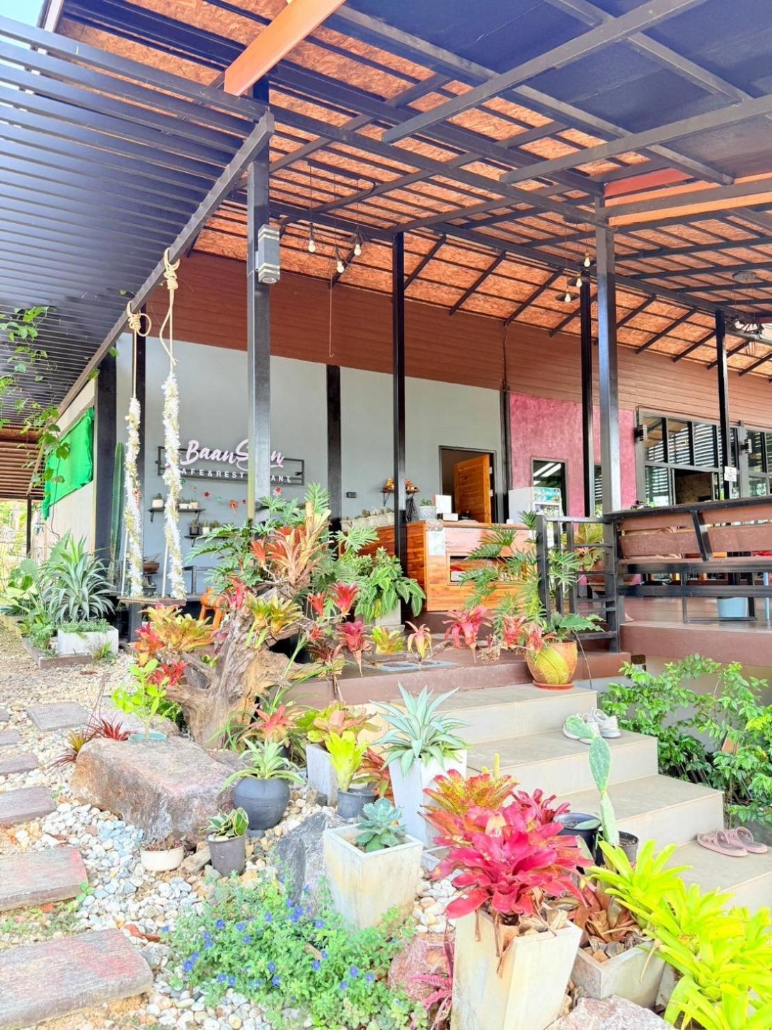 Baan Suan Hill Resort Ban Tha Khun Exterior foto