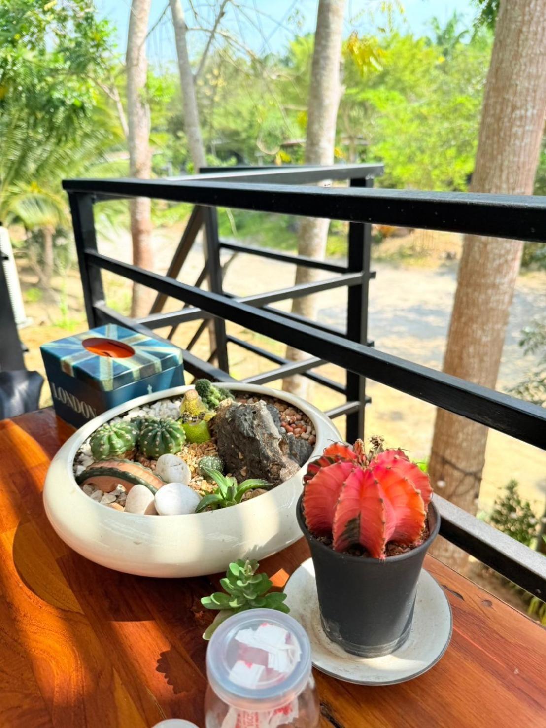 Baan Suan Hill Resort Ban Tha Khun Exterior foto