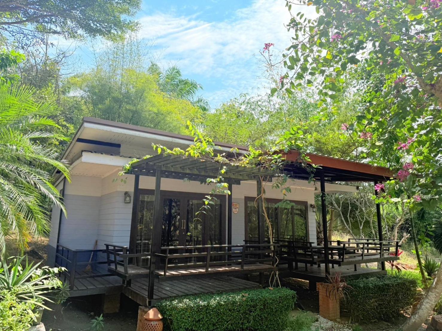 Baan Suan Hill Resort Ban Tha Khun Exterior foto